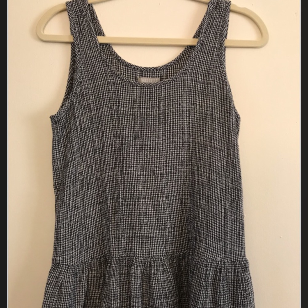 Tank Top 😎 - Picture 3 of 3